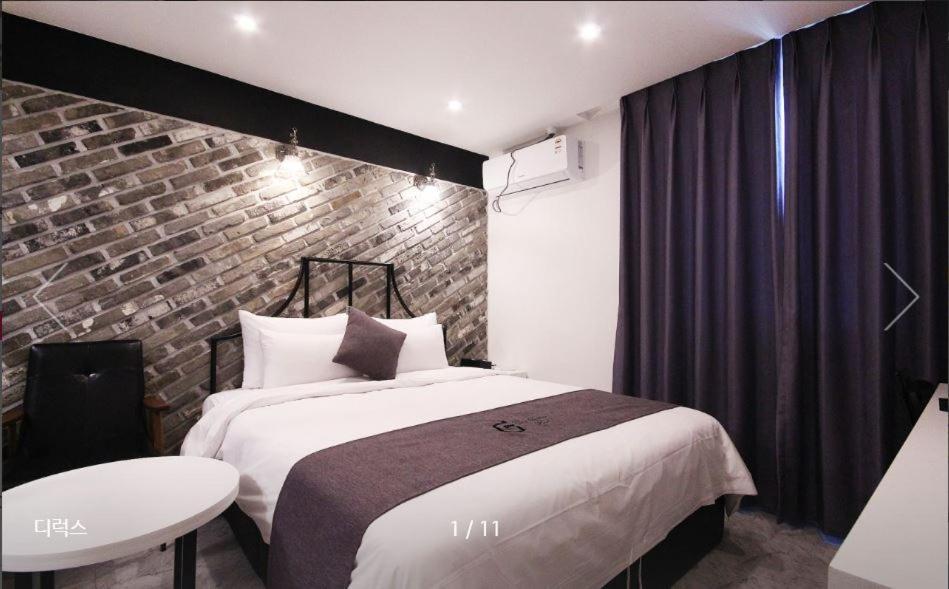 Gray Motel Pohang Eksteriør bilde
